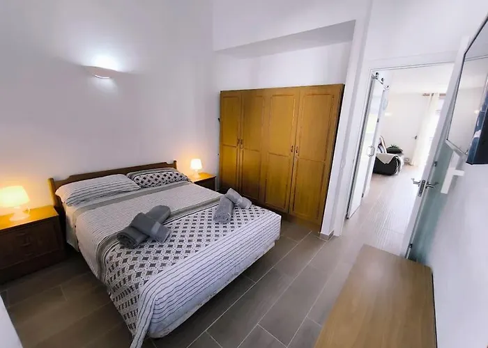 Paraiso De Tajao Sunset *